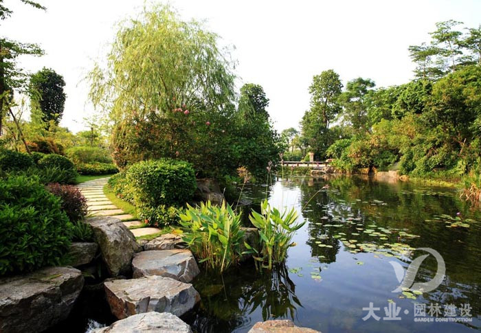 园林绿化养护植物搭配的技巧